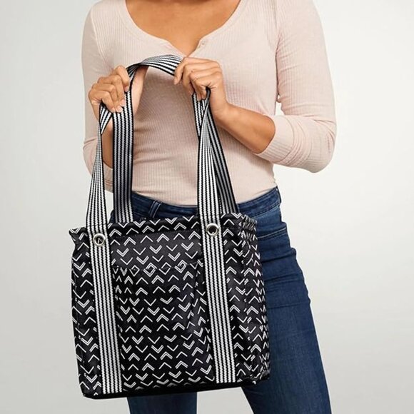 Thirty-One bag small utility tote tip top chevron - Picture 2 of 4